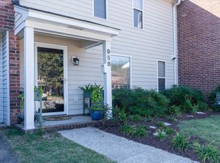 958 Fowler Ct, Mount Pleasant, SC 29464