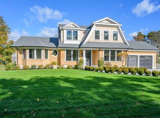 83 Old Mail Rd, North Chatham, MA 02650