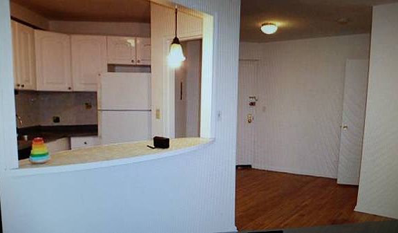 3rd image of 10025 Queens Blvd #3T