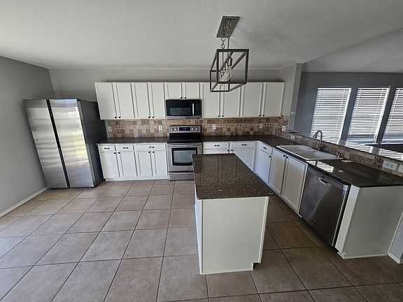 5th image of 4144 Justin Dr