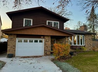 215 Kendall Ave N, Thief River Falls, MN 56701