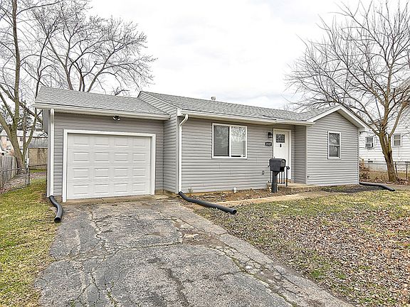 3rd image of 1517 Barton Ave
