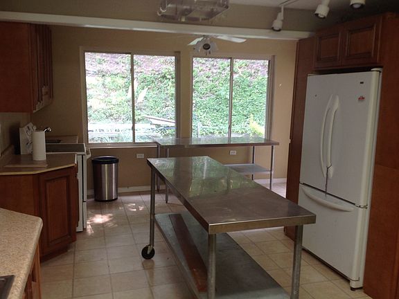 3rd image of 6010 Brandywine Ln