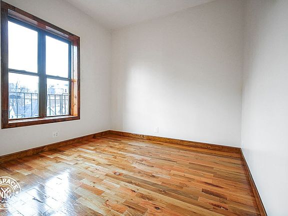 2nd image of 85 Crooke Ave APT 8