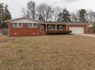 9877 Willow Cove Rd SE, Huntsville, AL 35802