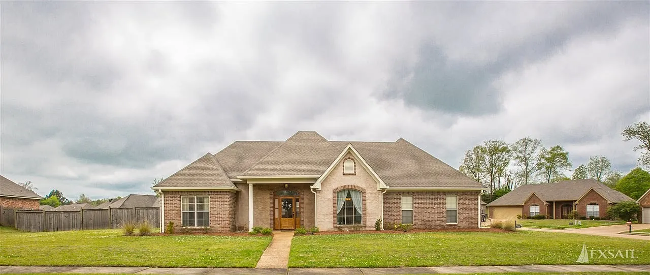 126 Rockbridge Cir photo 1