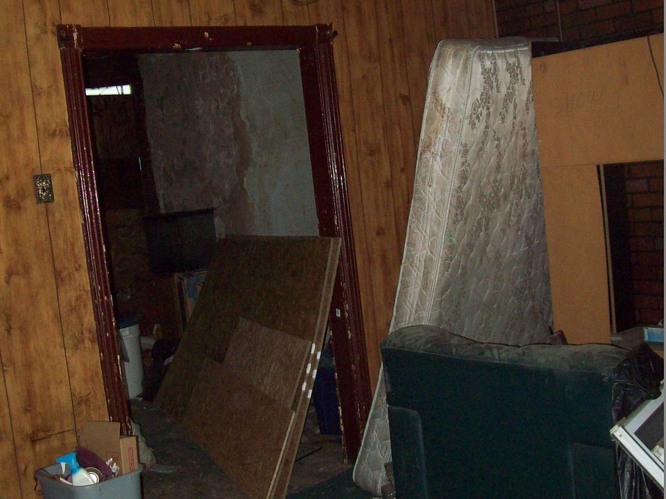 2nd image of 1313 W Lippincott St