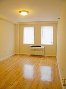 4th image of 2838 Stillwell Ave APT 2B