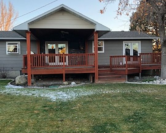 3rd image of 3029 Lampman Dr