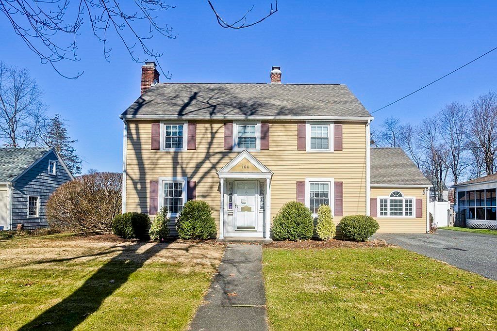 166 Converse St Longmeadow MA 01106 Zillow