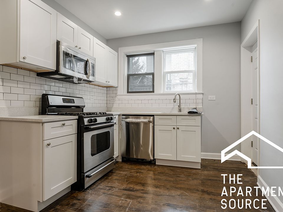 1st image of 3318 N Leclaire Ave #1