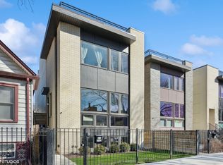 2123 N Point St, Chicago, IL 60647