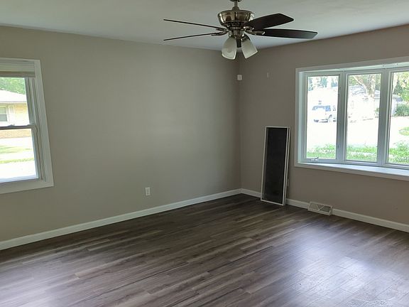 4th image of 1726 Drexel Dr