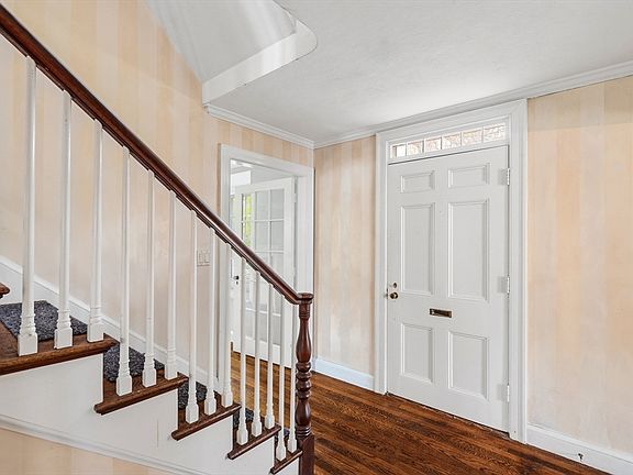 5th image of 26 Pickwick Rd