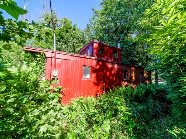 82399 Maple Rd, Seaside, OR 97138