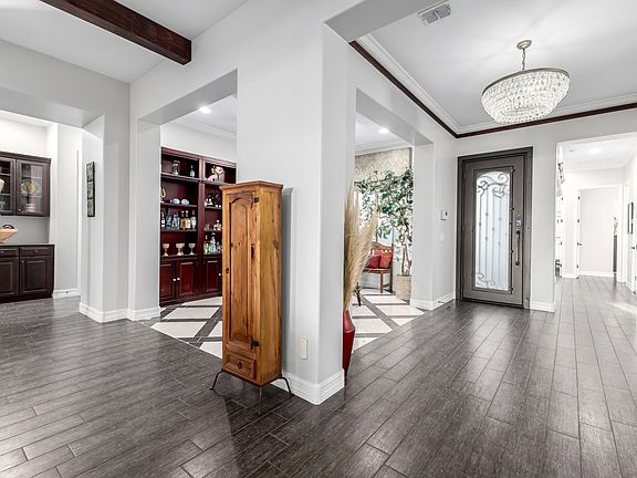 3rd image of 4499 N Arbor Way