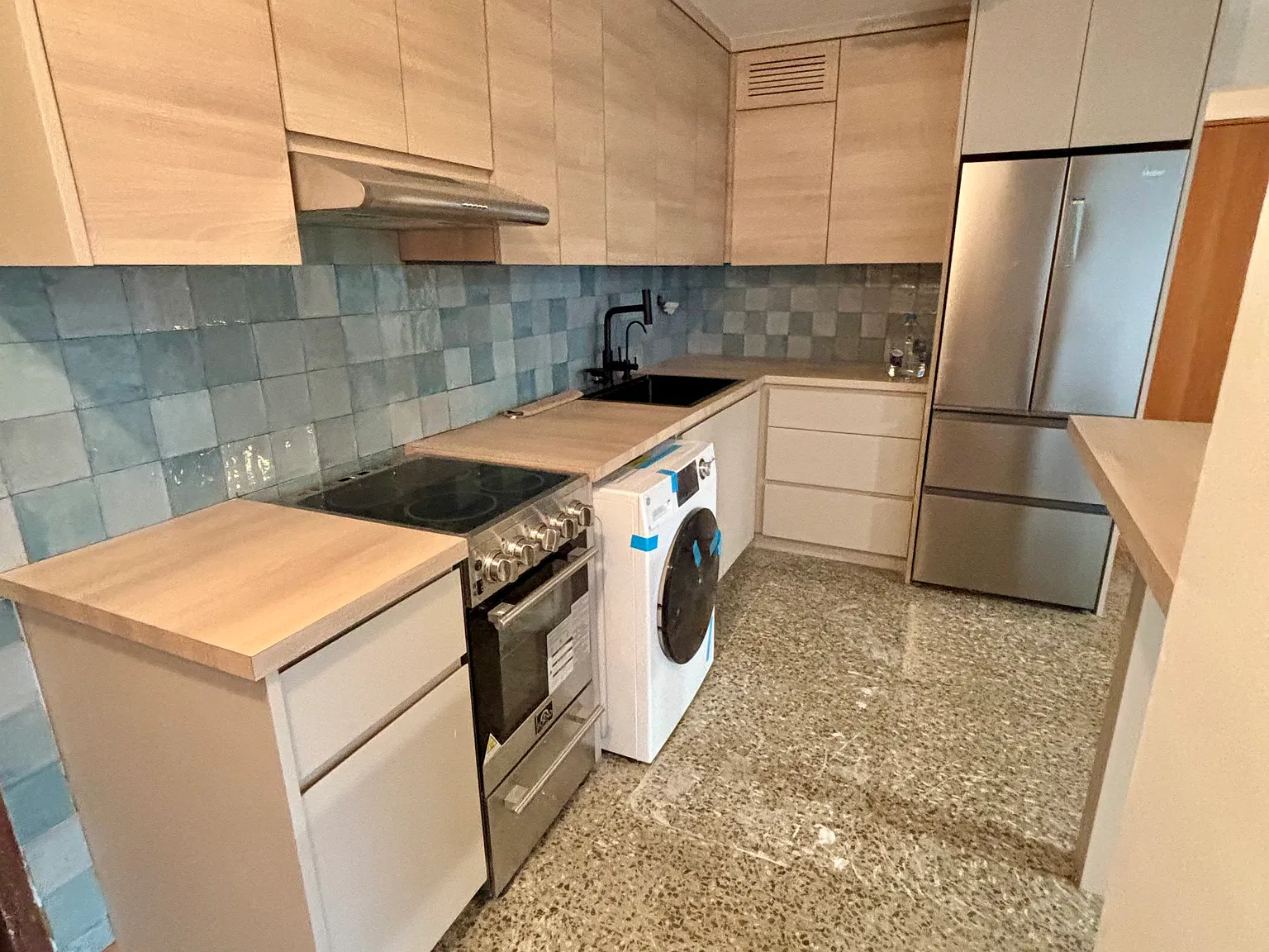 1 bed, 700 sqft, $1,500 — Photo 1