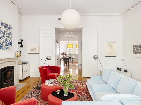 9 West 16th Street 3 image 3 of 15