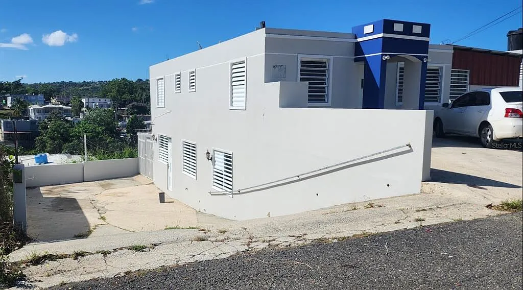 Building Photo - 110 Calle Victor Gonzalez