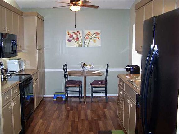 4th image of 4900 Boxwood Cir