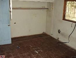 4th image of 1249 W 121st St