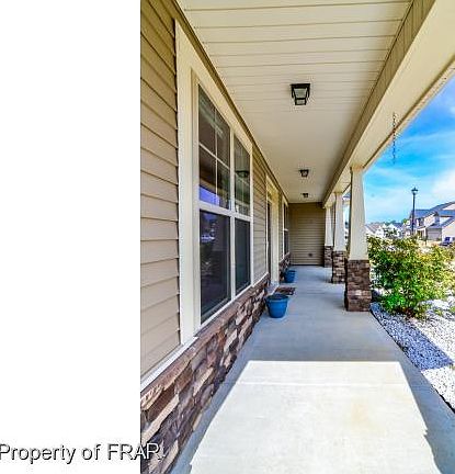 2nd image of 451 Wedgefield Dr