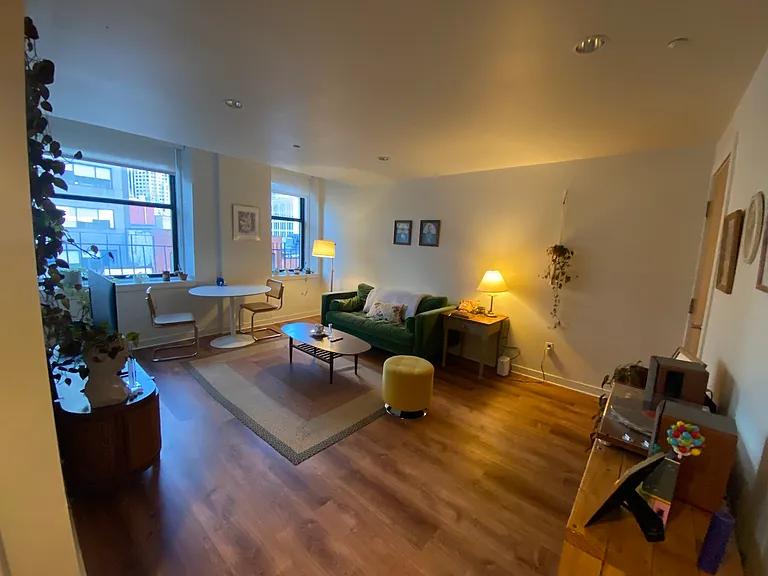 131 Tremont St #5F — Photo 1