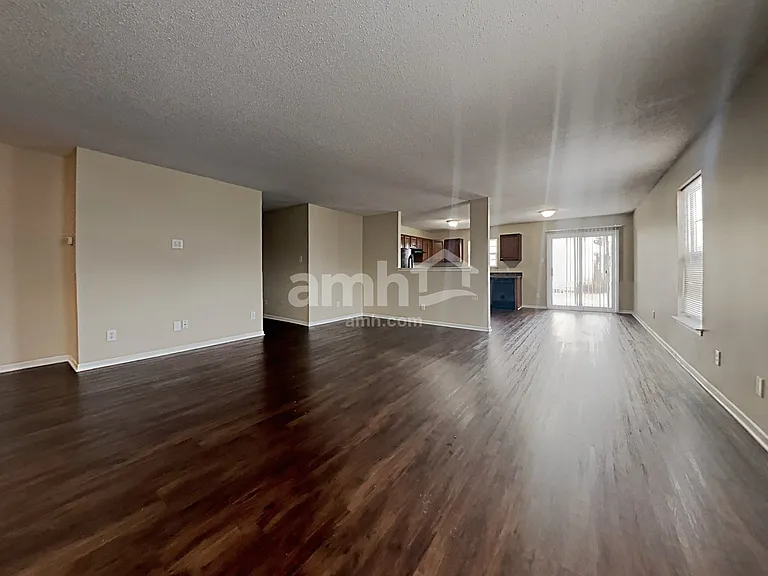1268 Weston Dr — Photo 5