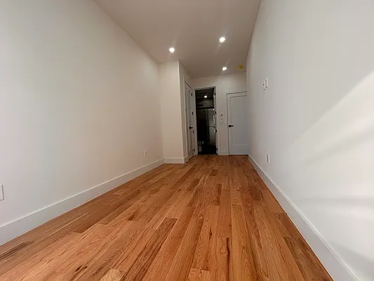 Rented by Fifth & Forever LLC | media 16