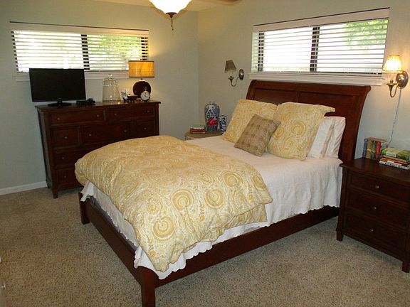 5th image of 1222 Elmwood Dr