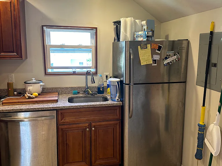 52 Vinton St #3 — Photo 13