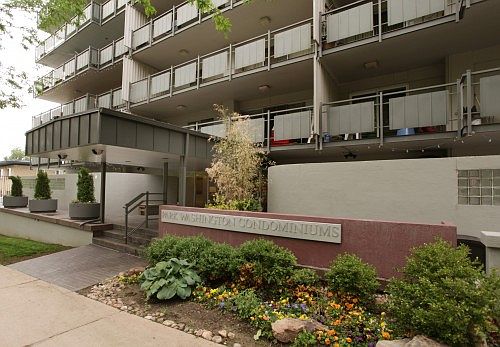 2nd image of 669 N Washington St APT 401