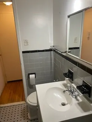 Rented by REMAX Central | media 7