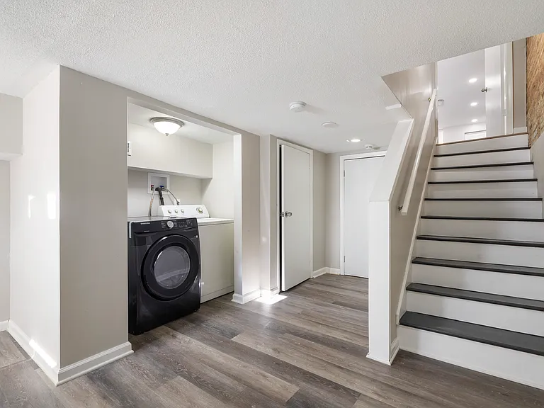 1512 E Lafayette Ave — Photo 27