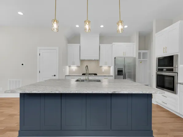 412 E Bend Dr #B, Nashville, TN 37209