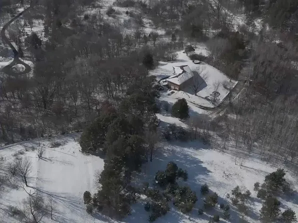 6182 S Robert Trl, Inver Grove Heights, MN 55077