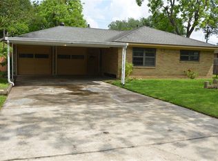 912 Sharie St, Deer Park, TX 77536