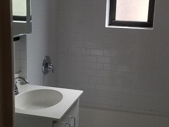 2nd image of 8110 135th St APT 403