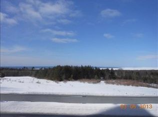 7269 Island View Rd, Harbor Springs, MI 49740