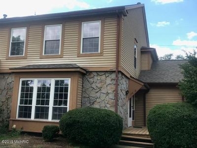 2470 Quail Run Dr, Kalamazoo, MI, 49009