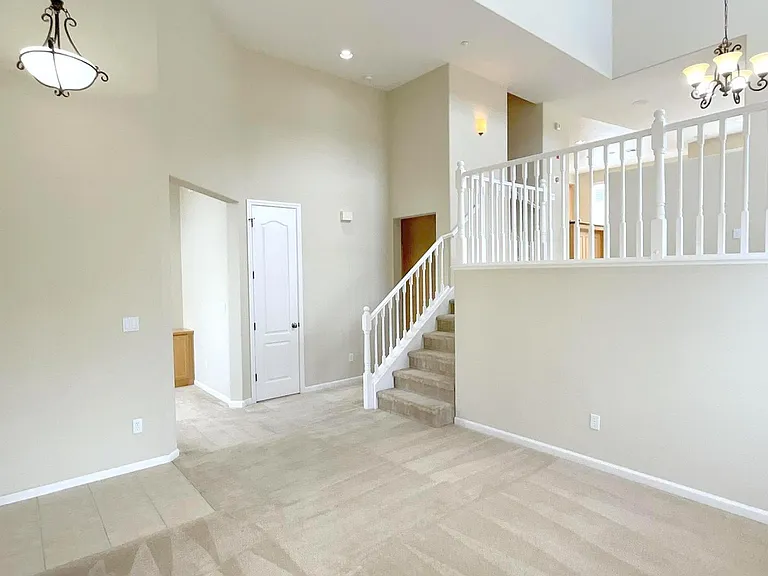 6319 Byron Ln — Photo 5