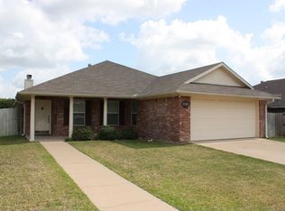 5320 Meadow Ridge Dr, Flint, TX 75762