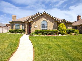 6914 Thunder Rd, Amarillo, TX 79119