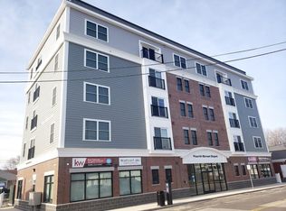 10 4th St, Dover, NH 03820