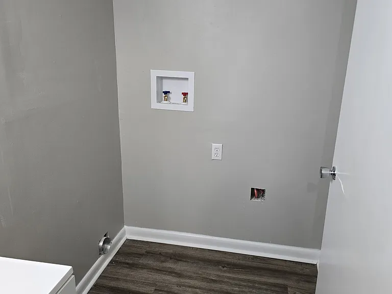 730 Lippencott St — Photo 32