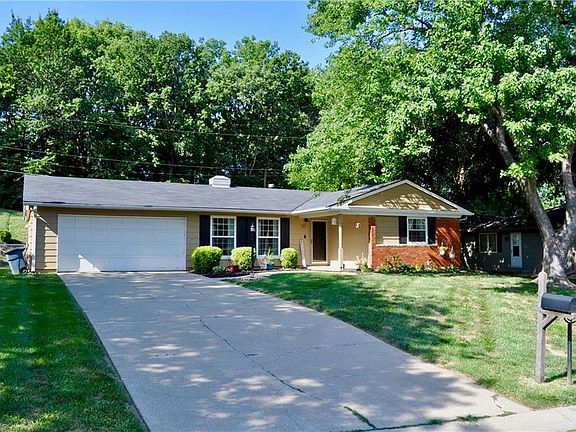2nd image of 37 Northridge Dr