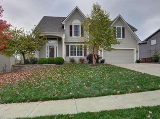 7402 N Donnelly Ave, Kansas City, MO 64158
