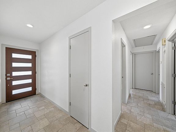 4th image of 10423 Alcott Dr