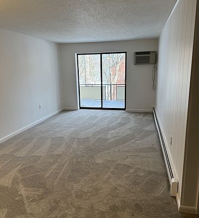 3rd image of 71 Montvale Ave #20-21