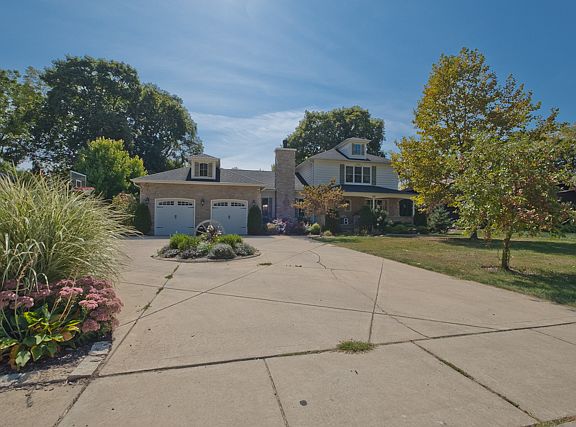 2nd image of 27W181 Sunnyside Ave